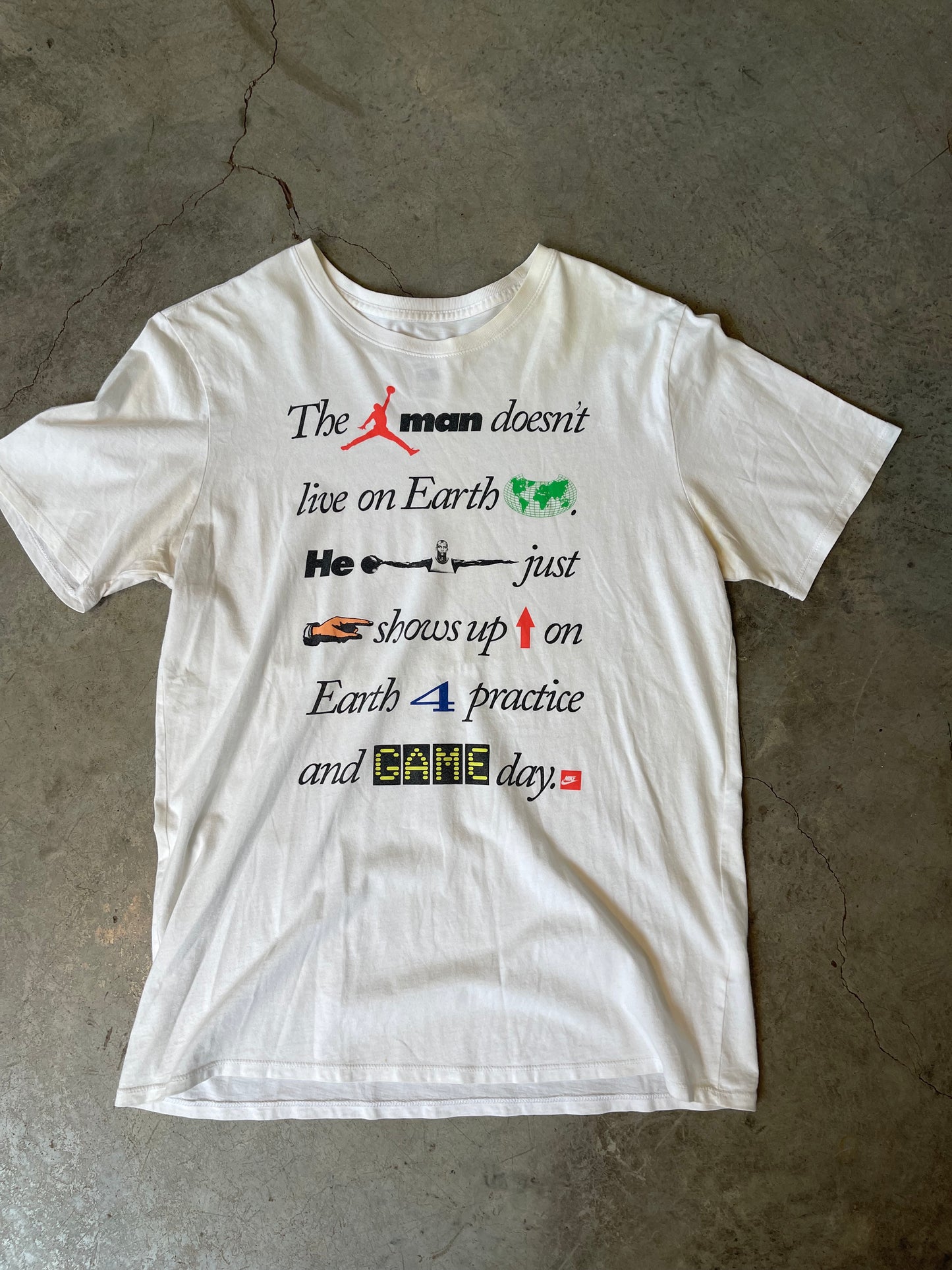 Vintage Jordan Out Of This World Graphic Tee—L