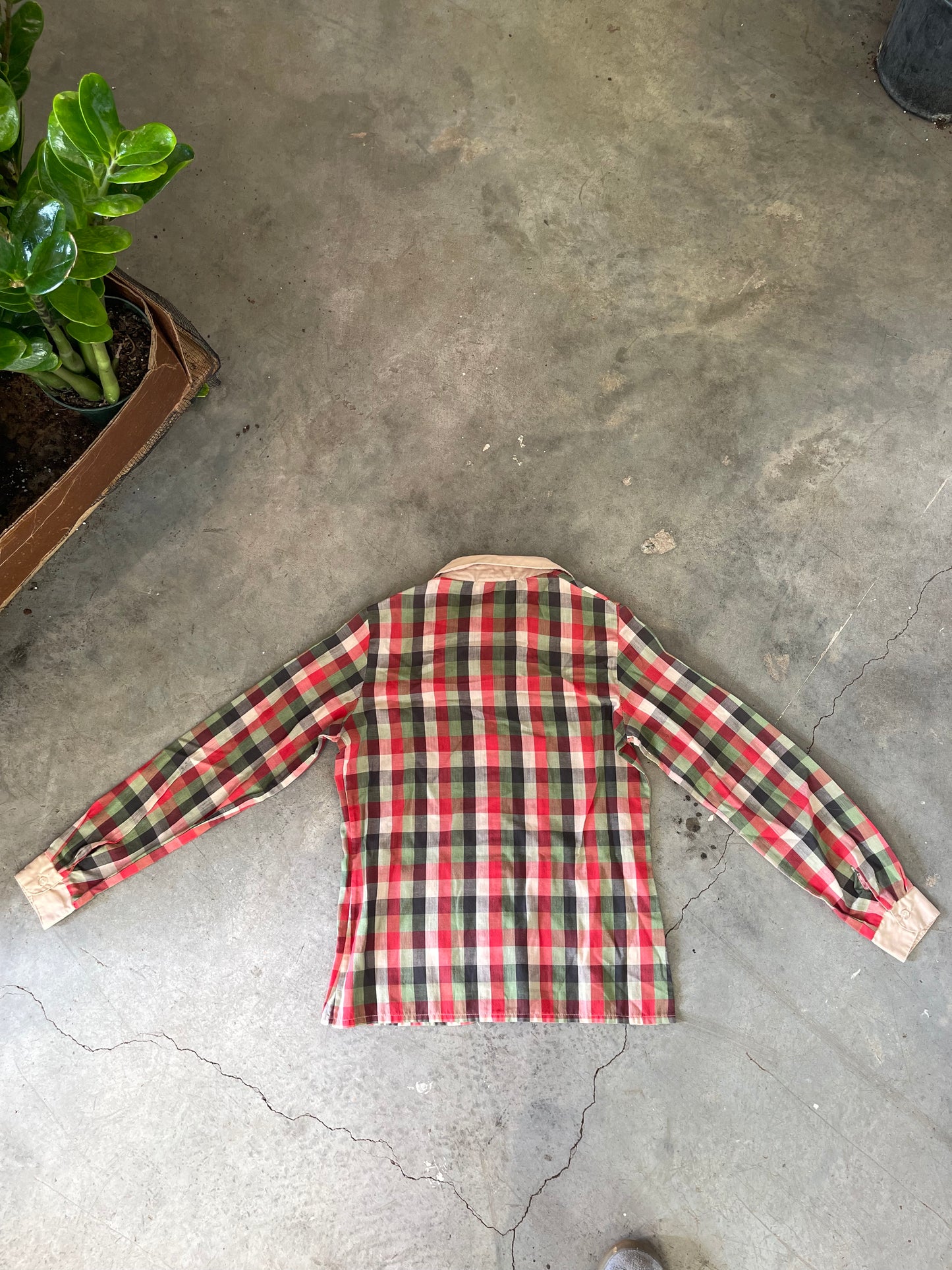 Vintage Plaid Button Down—WMNS XS