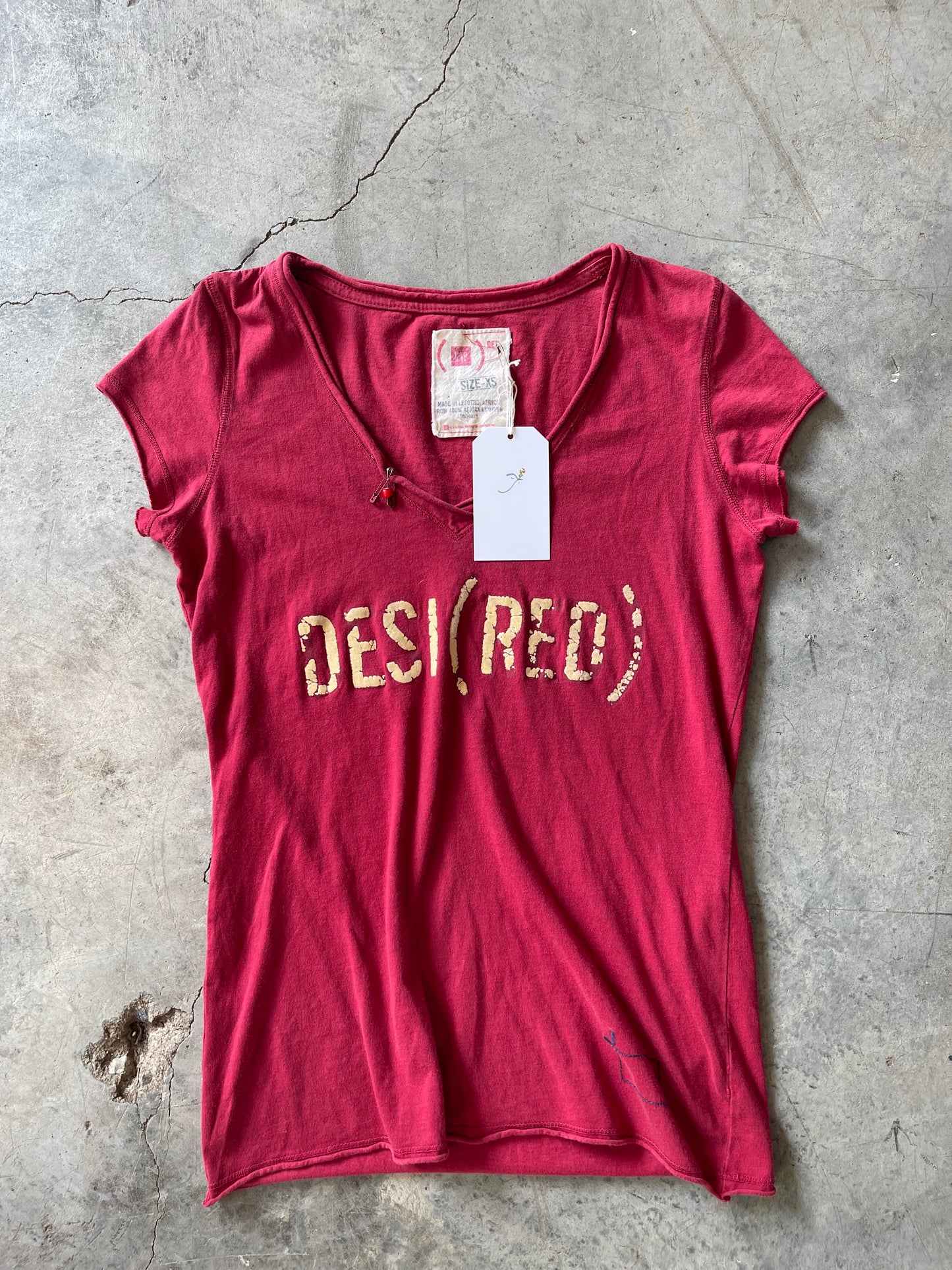 Vintage Desi(red) Tee GAP—WNNS XS