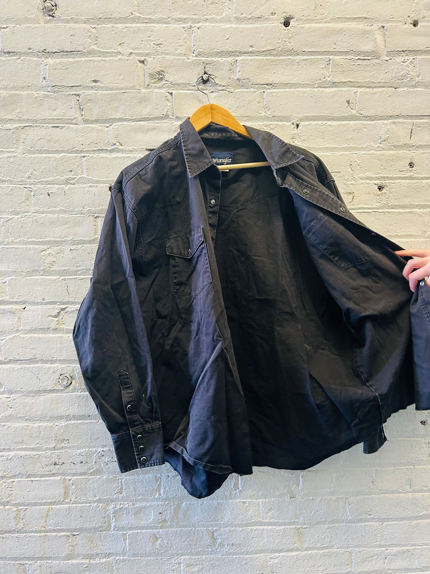 Wrangler Black Button Up Shirt - XL